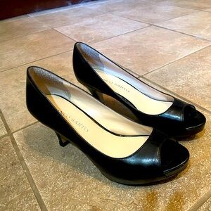 Franco Sarti Black Leather Peep Toe Pump